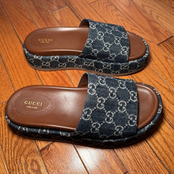 Gucci Angelina GG Logo Platform Slide Sandal - Picture 3 of 4
